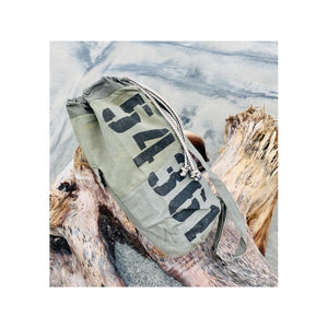 Zaino rotondo in stile vintage in tessuto riciclato DUFFEL DFG06