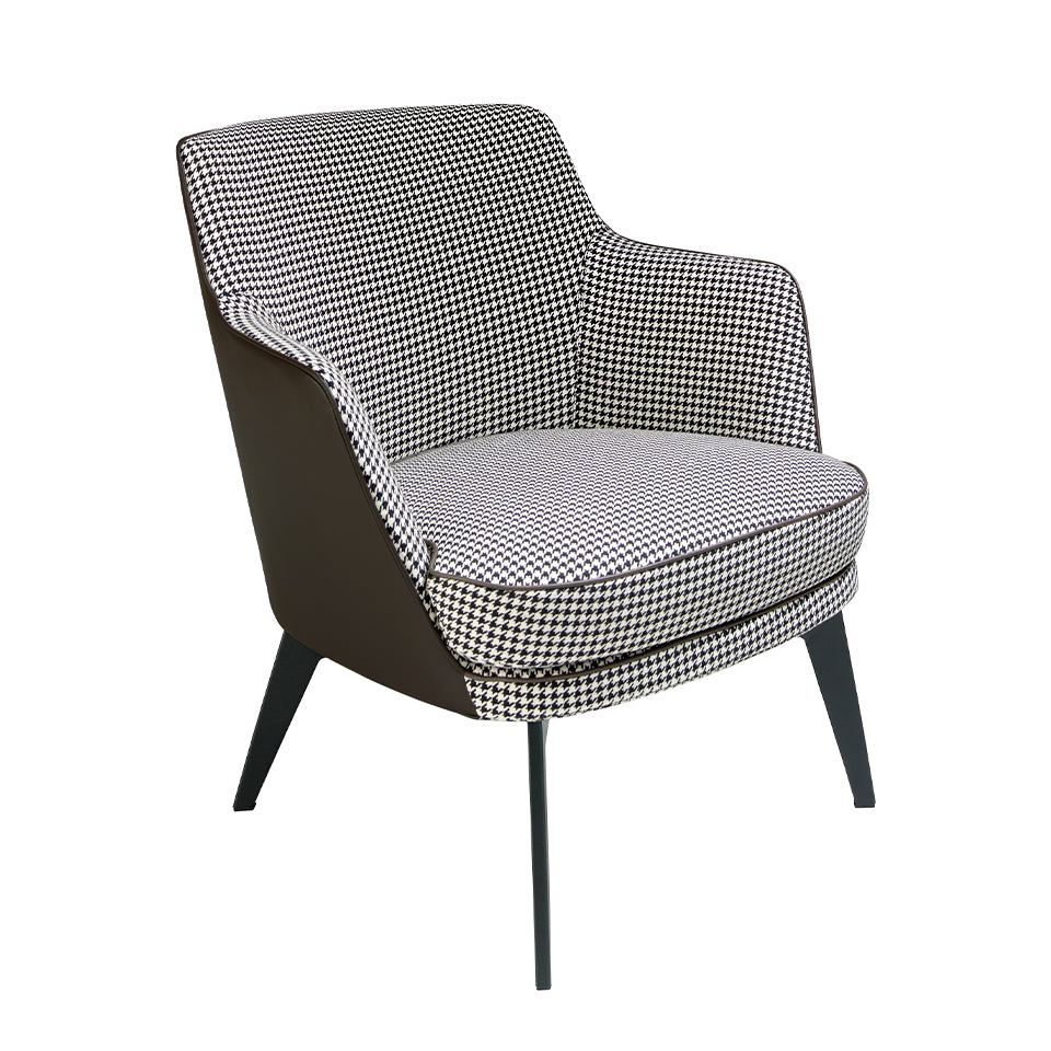 ARMCHAIR COVERED IN houndstooth fabric