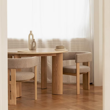 Sedia da pranzo HARRIS, in legno, crema, bouclé