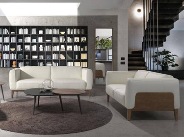 2 SEATER SOFA COVERED IN LEATHER WITH WALNUT WOOD FRAME
