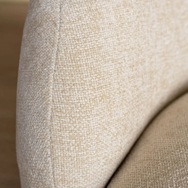 Divano curvo MARLO a 3 posti in tessuto ciniglia beige 231x116x73cm