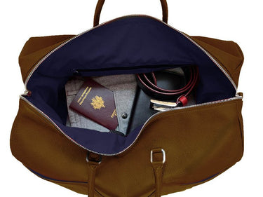 Modello Large - Borsa da viaggio LAKE VIEW. iniziale - Cognac - Bordi blu