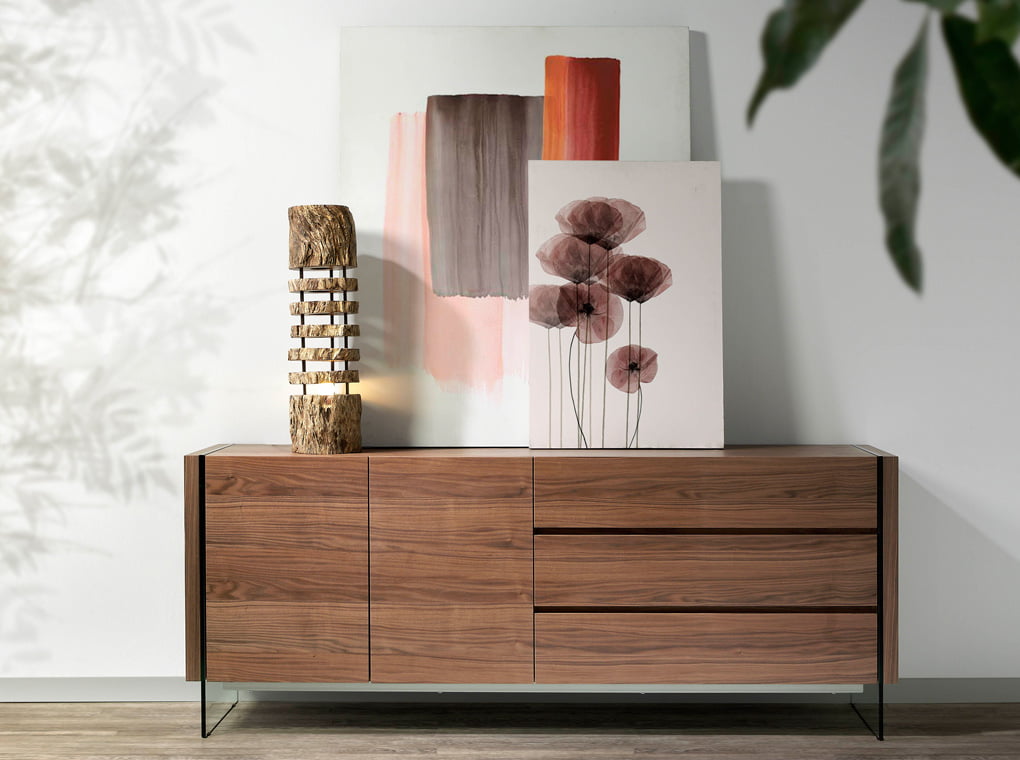 SIDEBOARD IN WALNUT WOOD AND TEMPERED GLASS