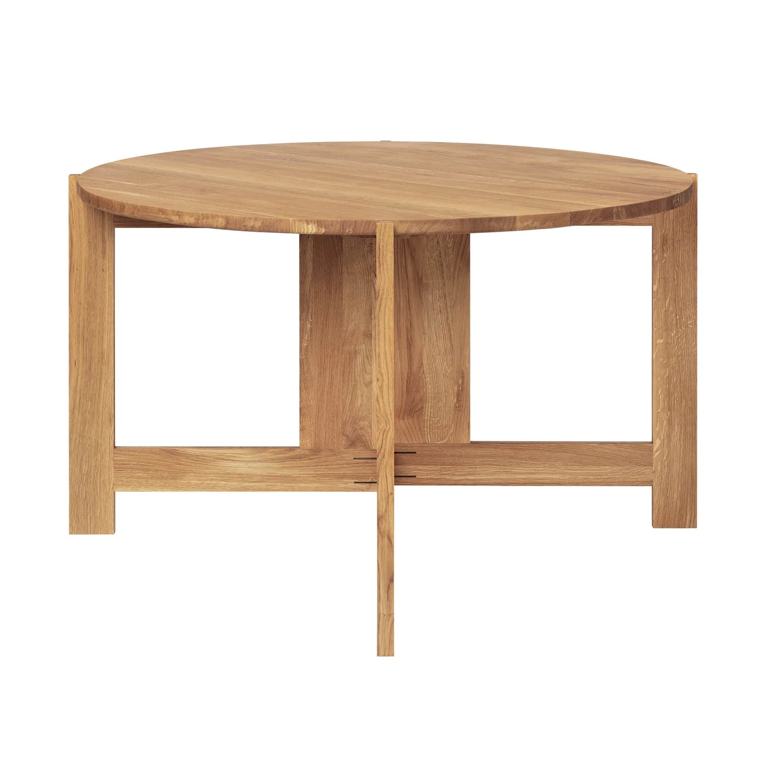 Round table in solid oak