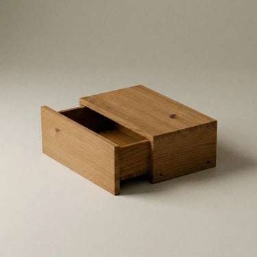 TONE 2 Comodini sospesi   in legno massello con cassetto. Finitura "D A R K".