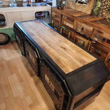 Mobile porta tv Prison